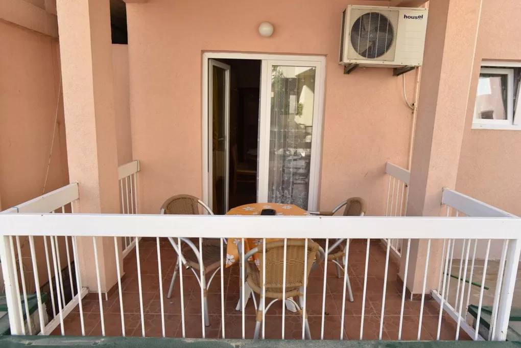 Vukovic Studio 03 6.jpg